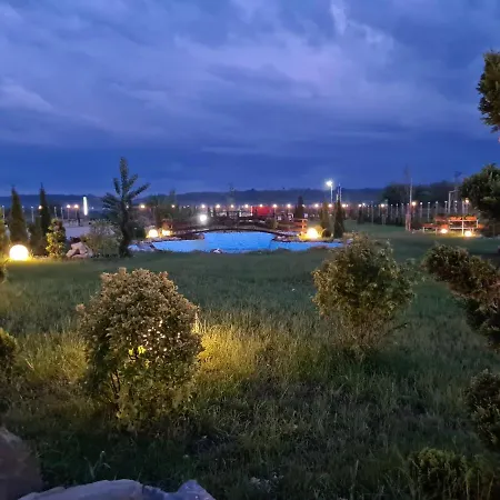 Pensiunea Ianalin * Targu Trotus